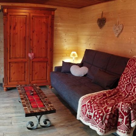 Chalet Au Bois Des Ecureuils Classe Trois Etoiles. Muhlbach-sur-Munster Exterior photo